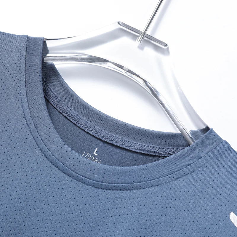 CHRLCK™ Men's Quick Dry Outdoor T-Shirt – Breathable, Lightweight Running & Hiking Tee 👟🌞
