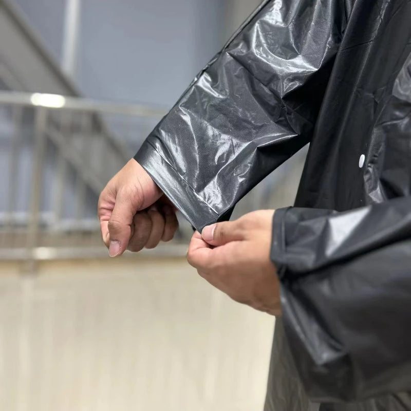 ClearShield™ Disposable Full-Body Raincoat – Unisex, Portable & Waterproof 🌧️🧥