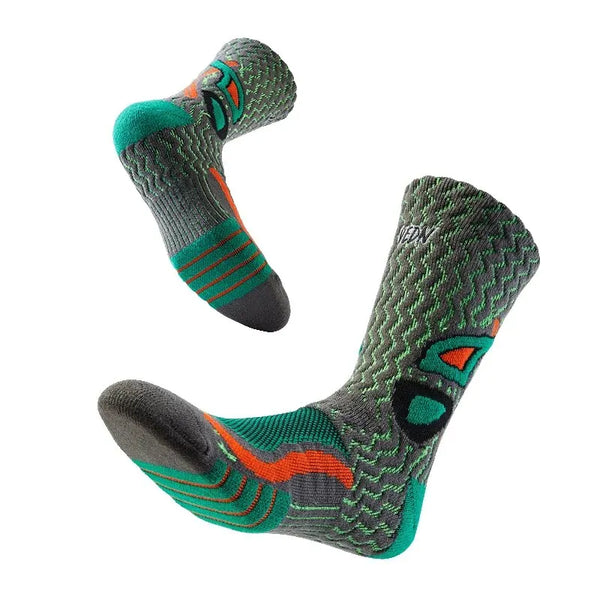 Men’s breathable non-slip basketball socks with towel bottom, moisture-wicking, high-cut design for size 9-12